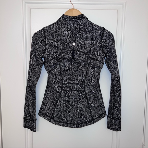 Lululemon Define Jacket 🖤 Heathered Black & White | Sculpting Fit Size 4 (Small) - Picture 6 of 7